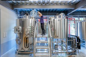 高知カンパーニュブルワリー-タンク